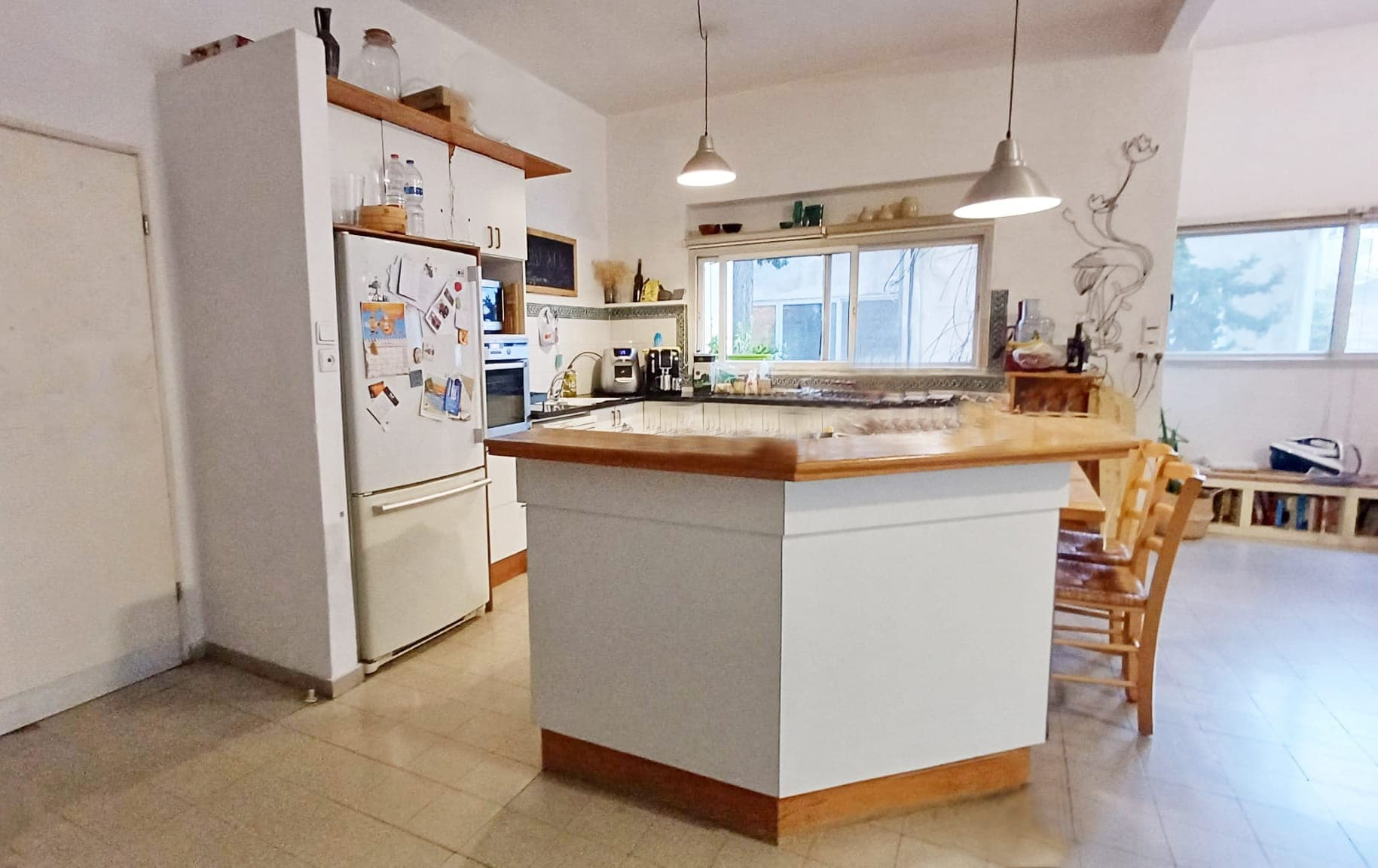 דירת 3.5 חדרים עורפית ושקטה עם חניה בטאבו במרכז העיר